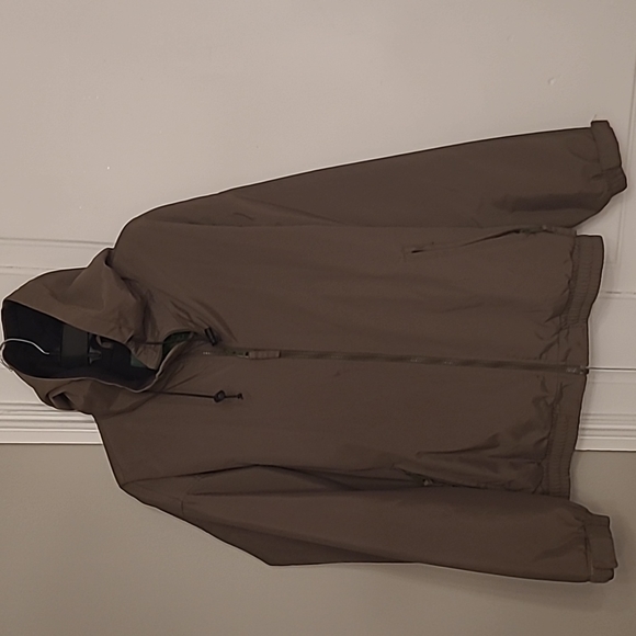 Cabelas Coat - Picture 1 of 7